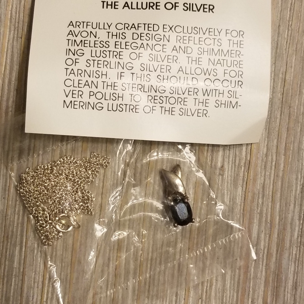 Avon Black Sapphire 925 Sterling Silver necklace - Picture 4 of 6